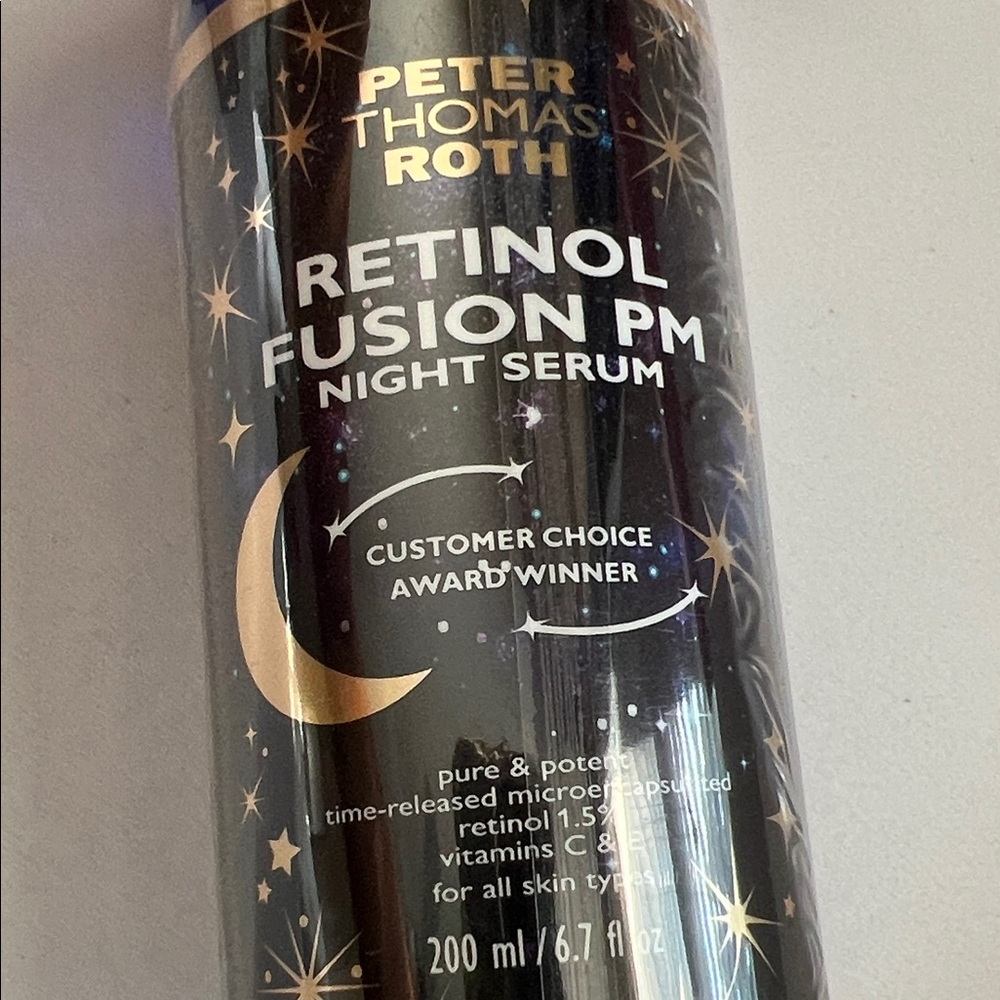 Peter Thomas Roth Retinol Fusion PM Serum in Black and Gold